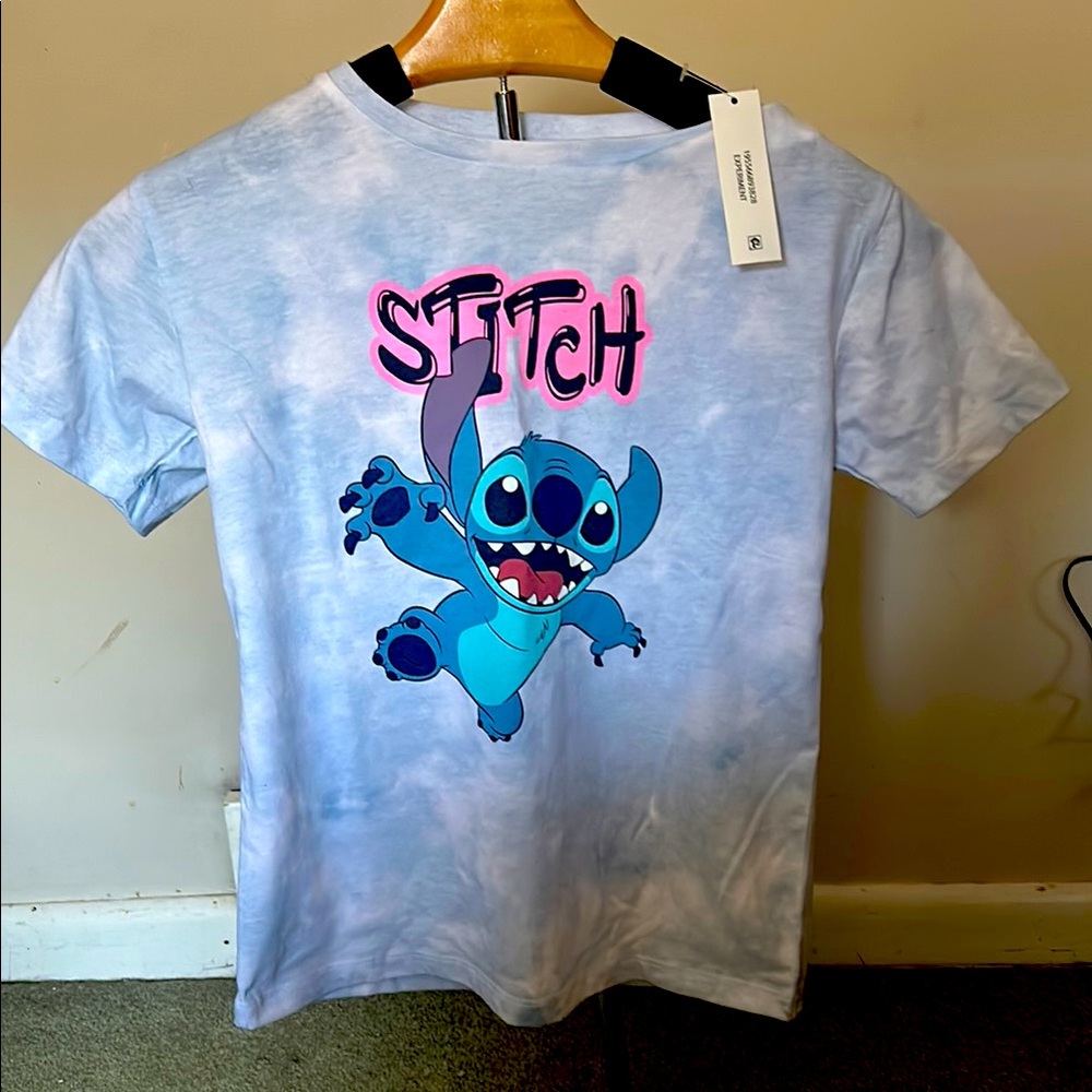 Disney LILO and stitch tshirt.